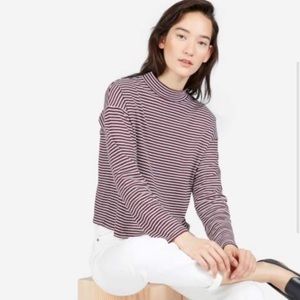 Square Mockneck Long sleeve Burgundy Tee